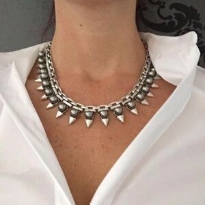 stella & dot ~ gray pearl lynx necklace